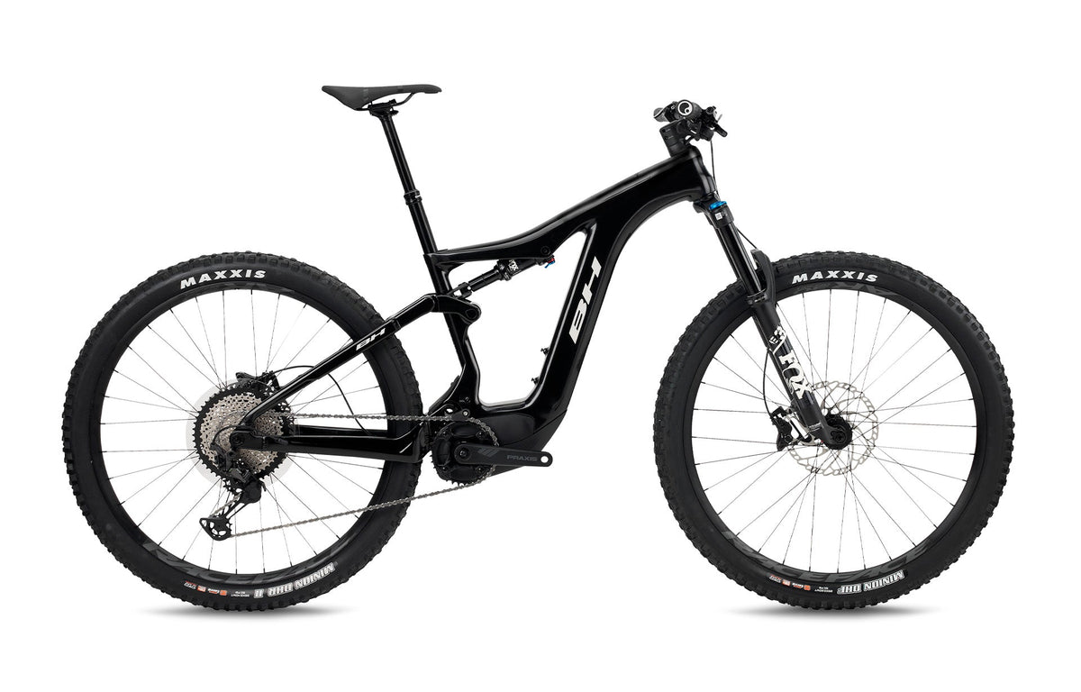 BH ATOMX LYNX 8.4 ER845 NWN negro blanco brillo foto oficial 1920 px