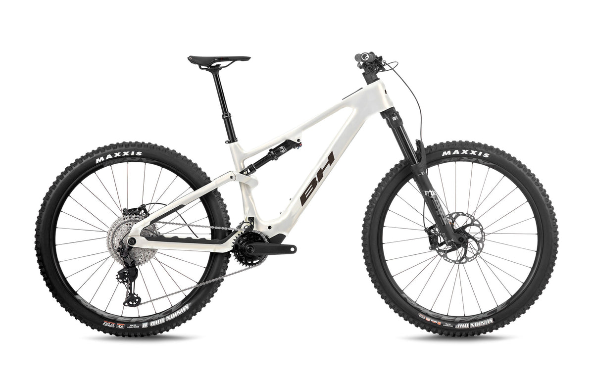 BH iLYNX+ DL Trail Carbon 8.6 ED867 WNW blanco antracita 2027 vista lateral oficial